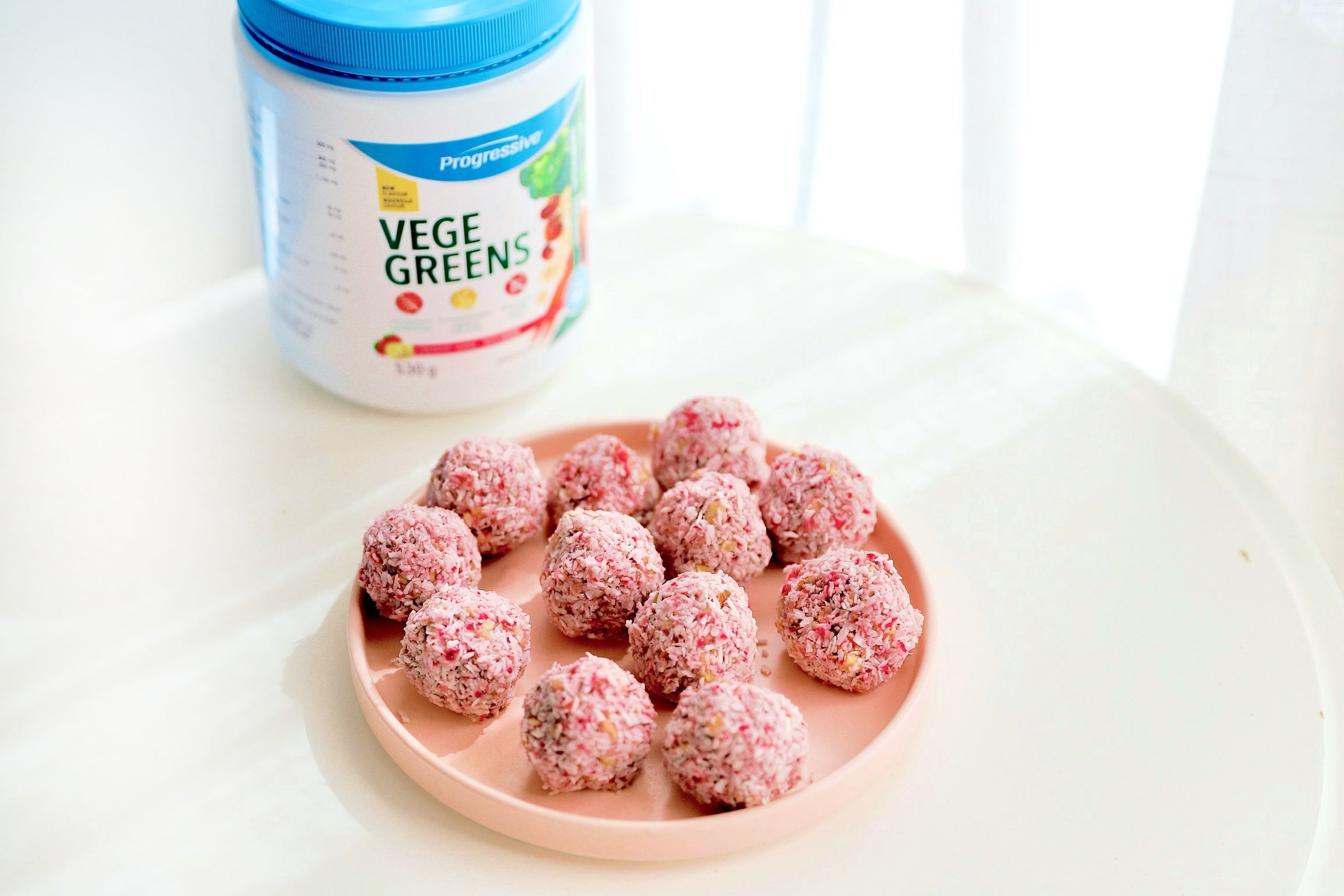 Strawberry Coconut Energy Bites